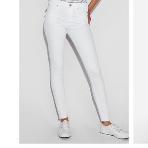 WHITE LEGGING MID RISE JEANS